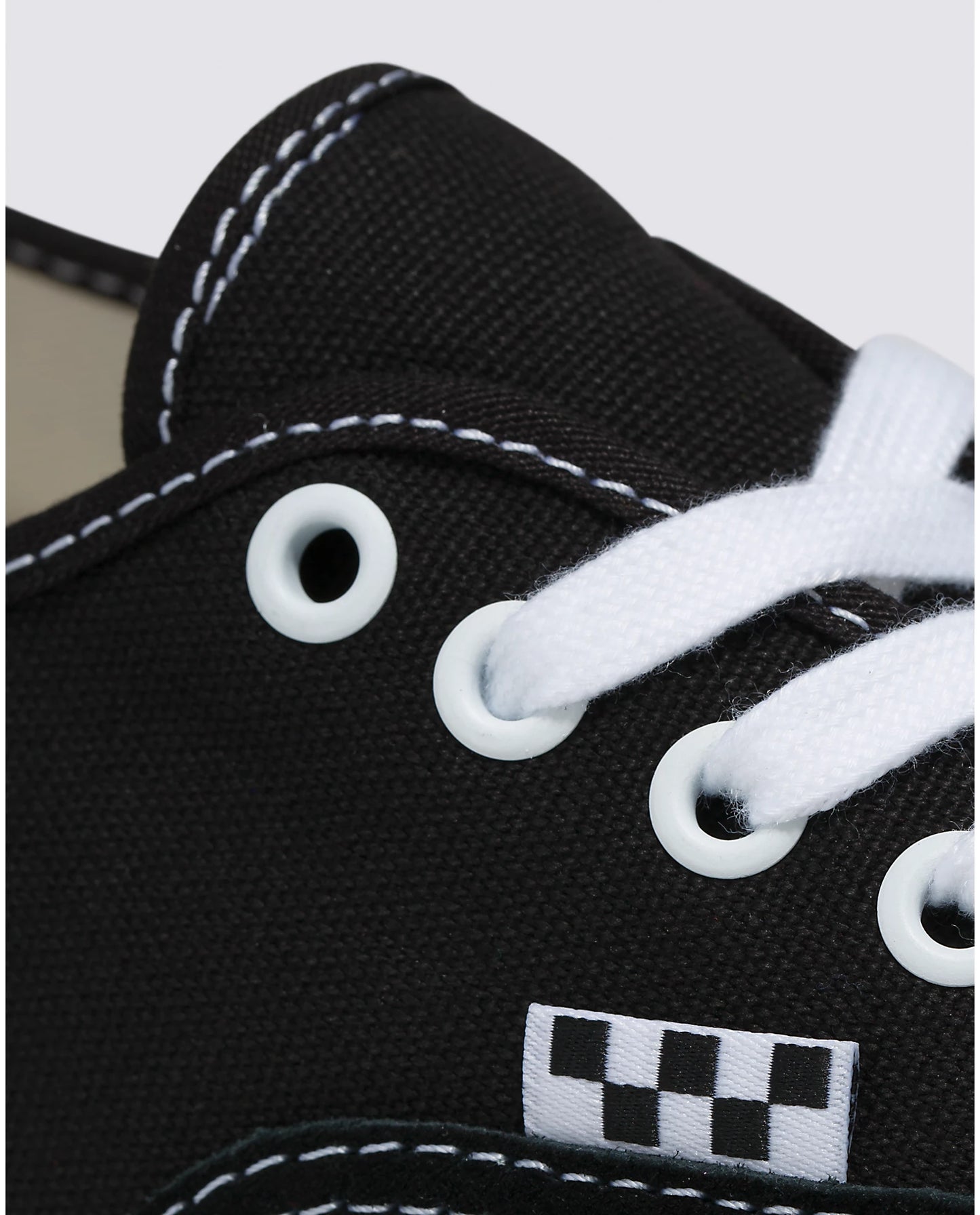 Skate Authentic Shoe - Black/White