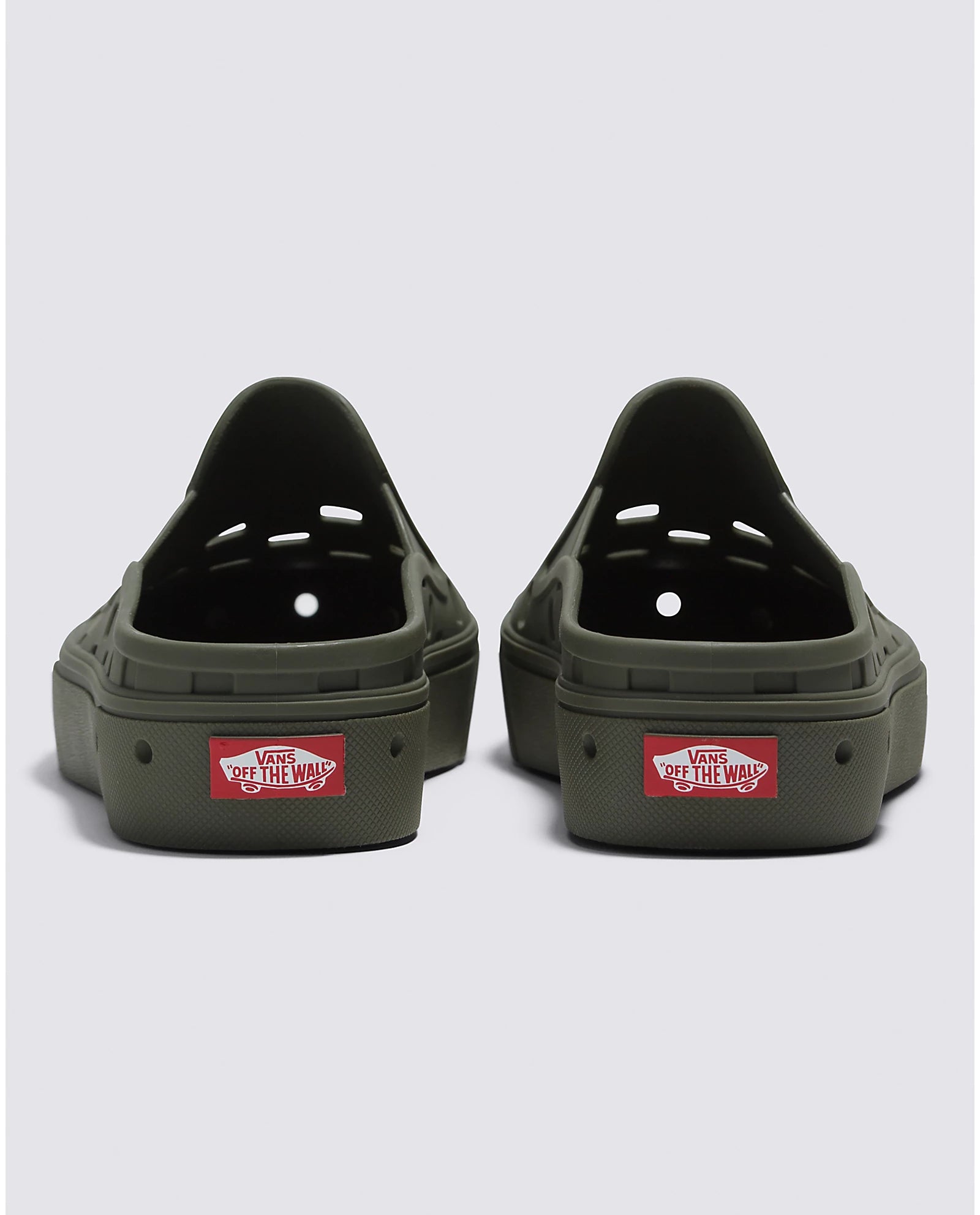 Vans camo deals slip on pro